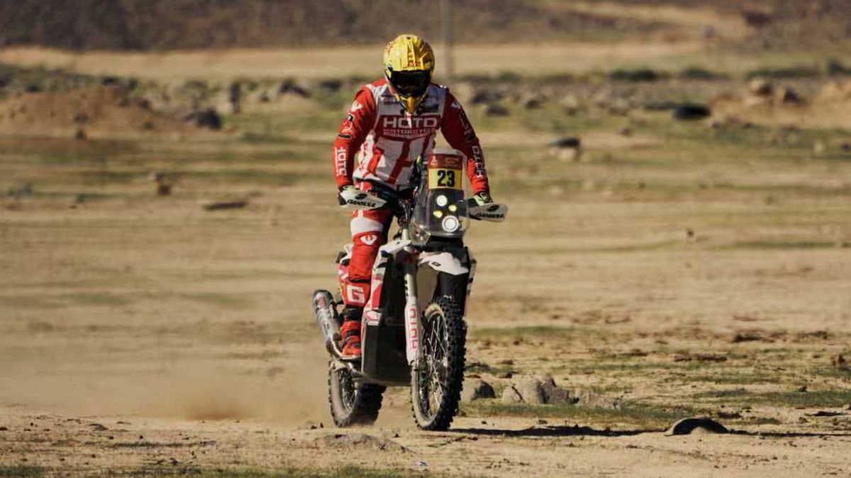 Motocyklista Michek vstoupil do Dakaru 10. místem v prologu